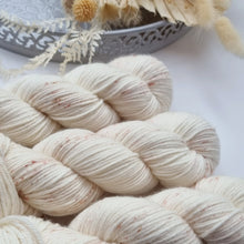 Load image into Gallery viewer, Sugar Plush DK