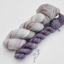 Load image into Gallery viewer, Cast-on Calendar 2025! Pre-sale