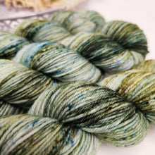 Load image into Gallery viewer, Lucky Lass Plush DK