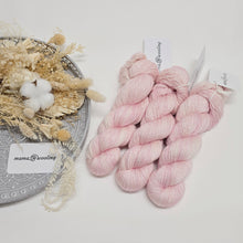 Load image into Gallery viewer, Gossamer Lustre