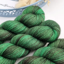 Load image into Gallery viewer, Green Velvet Plush Fingering