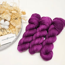 Load image into Gallery viewer, Everbloom Plush Fingering