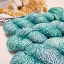 Load image into Gallery viewer, Mermaid's Kiss Lustre