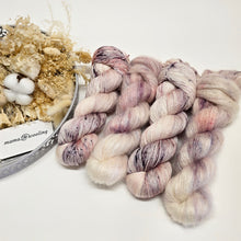 Load image into Gallery viewer, Posy Pop Lustre