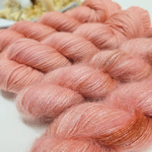 Load image into Gallery viewer, Spice Plush Fingering