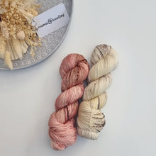 Load image into Gallery viewer, Chiffon Plush Fingering