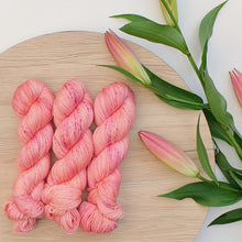 Load image into Gallery viewer, Fluffy Knit Kit - Parfait