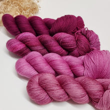 Load image into Gallery viewer, OOAK Berry Ripple Fade Set
