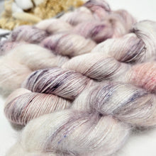 Load image into Gallery viewer, Cast-on Calendar 2025! Pre-sale
